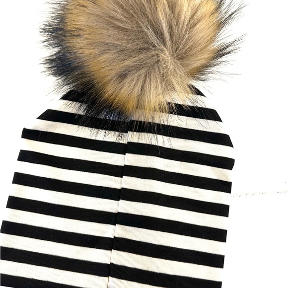 NWT Child Infant Striped Beanie Hat with Fur Pom Pom - Picture 4 of 10